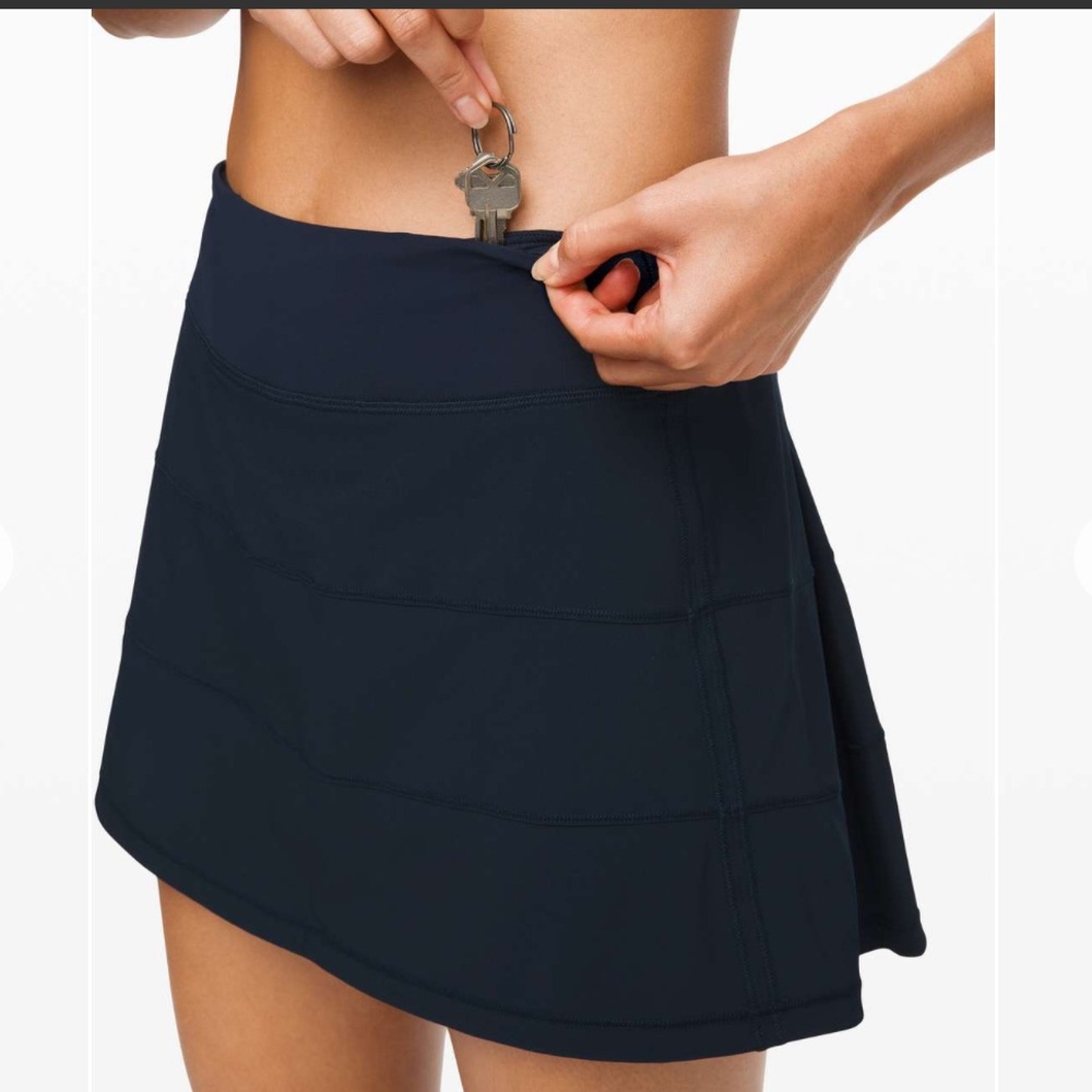Navy Blue Lululemon Mid-Rise Pace Rival Skirt (Tall)